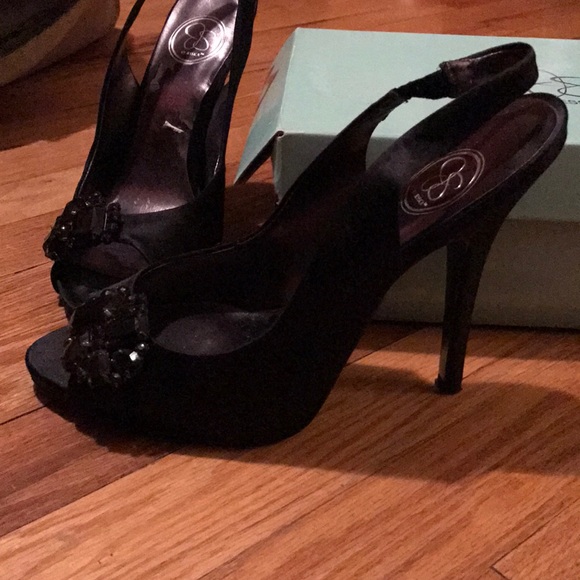 Jessica Simpson Shoes - Jessica Simpson heels sz 8.5